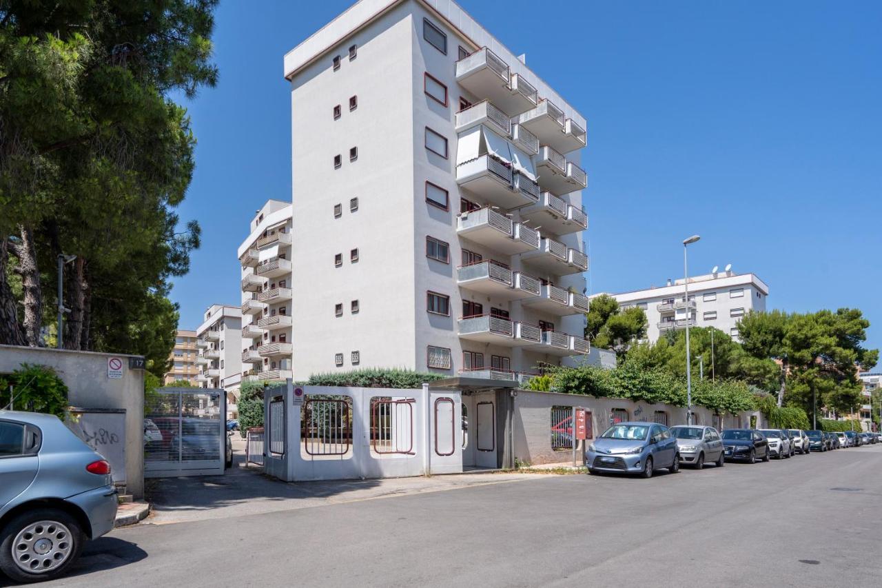 Appartement Bright With Terrace & Parking Bari